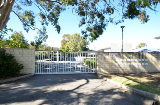 24/14 Coralie Court, Armadale, WA 6112