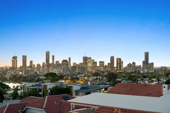 24/96 Norman Crescent, Norman Park, Qld 4170