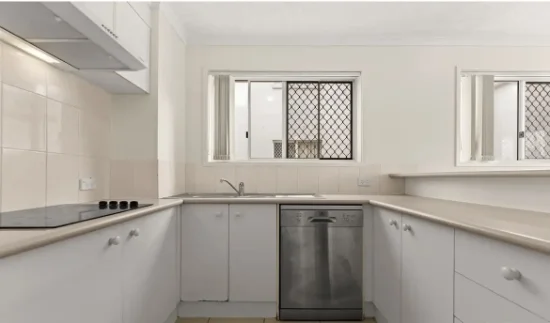 25/12 Whiting Street, Labrador, Qld 4215-Image