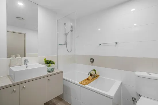 255/129 Laver Drive, Robina, Qld 4226-Image