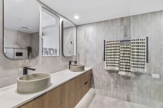 27/21 Bayview Street, Runaway Bay, Qld 4216-Image