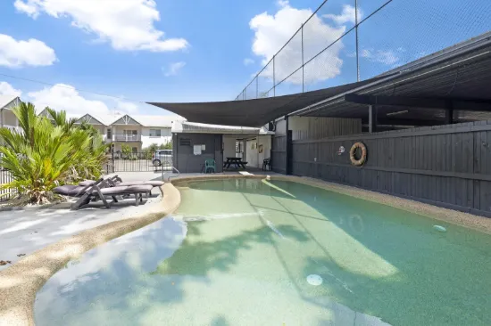 27/87-91 Earl Street, Westcourt, Qld 4870
