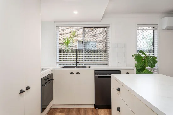 27/9-15 Harrier Drive, Burleigh Waters, Qld 4220 - For Rent
