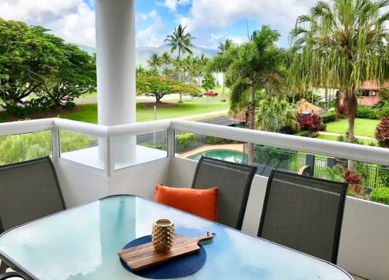 279 ESPLANADE, Cairns North, Qld 4870