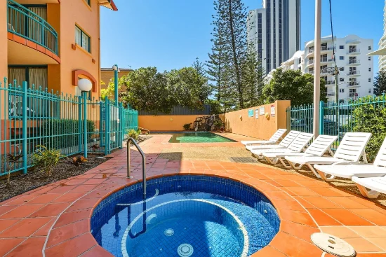 28/11-17 Philip Avenue, Broadbeach QLD 4218-Image