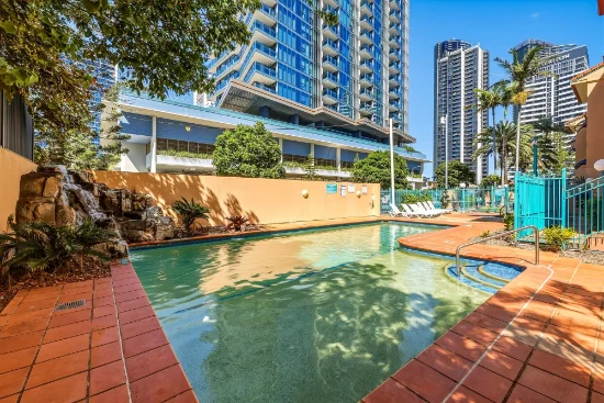 28/11-17 Philip Avenue, Broadbeach QLD 4218-Image