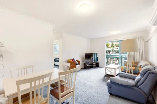 28/11-17 Philip Avenue, Broadbeach QLD 4218-Image