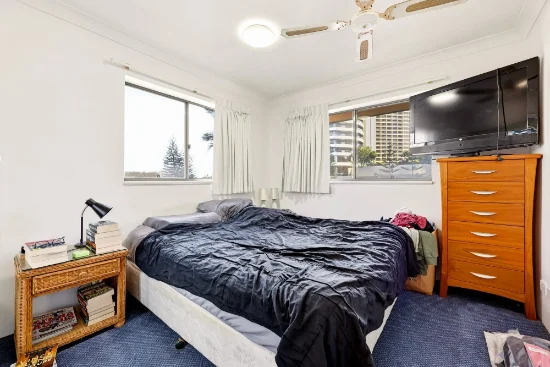 28/11-17 Philip Avenue, Broadbeach QLD 4218-Image