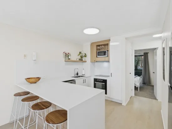 29/45 Pohlman Street, Southport, Qld 4215