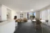 2E/1 Albert Avenue, Broadbeach, Qld 4218-Image