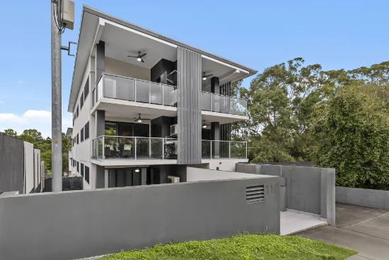 3/110 Nicholson Street, Greenslopes, Qld 4120
