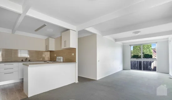3/112 Hoffmans Rd, Essendon, Vic 3040