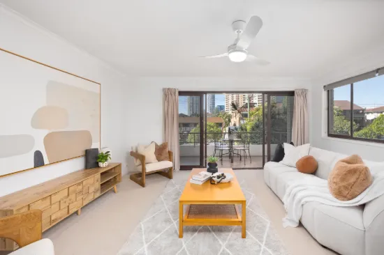 3/17 Britannia Avenue, Broadbeach, Qld 4218