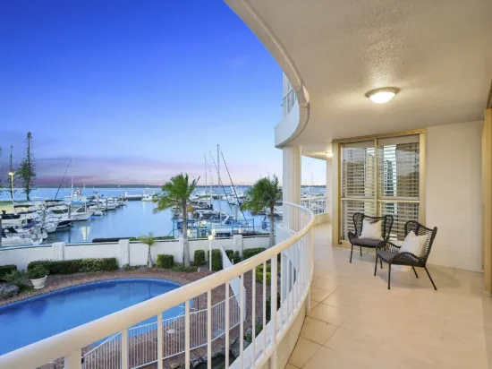 3/19 Oatland Esplanade, Runaway Bay, Qld 4216
