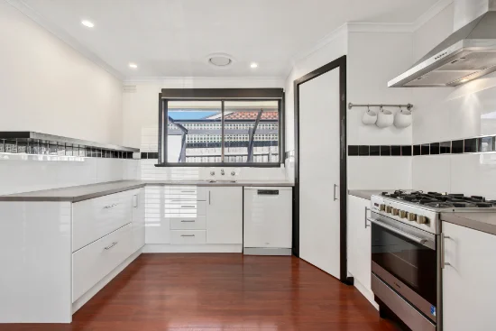 3/2 Fassifern Court, Hamlyn Heights, Vic 3215