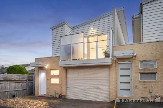 3/2 Tulip Crescent, Boronia, Vic 3155