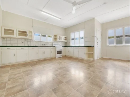 3/204 Elphinstone Street, Berserker, Qld 4701