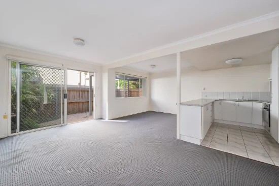 3/215-217 Bradman Avenue, Maroochydore, Qld 4558-Image