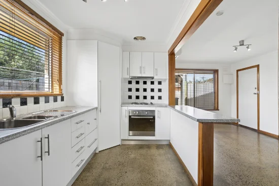 3/25 Bakewell Street, Herne Hill, Vic 3218-Image