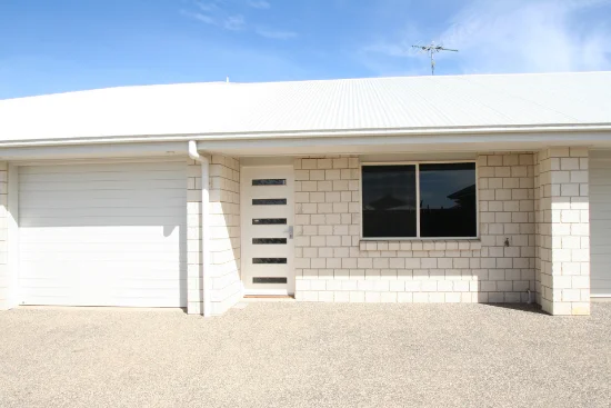 3/29 Scenic Drive, Emerald, Qld 4720