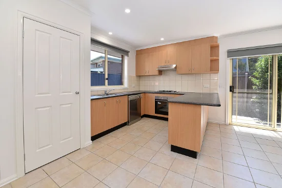 3/32 Bulla Road, Strathmore, Vic 3041-Image