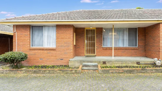 3/35-37 Wantirna Road, Ringwood, Vic 3134 - For Rent