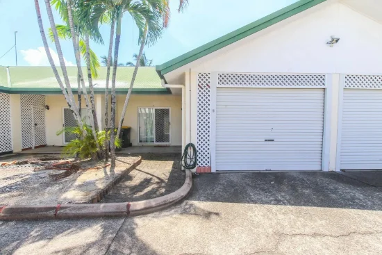 3/364 McCoombe Street, Mooroobool, Qld 4870