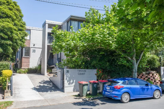 3/39 Myrnong Crescent, Ascot Vale VIC 3032-Image