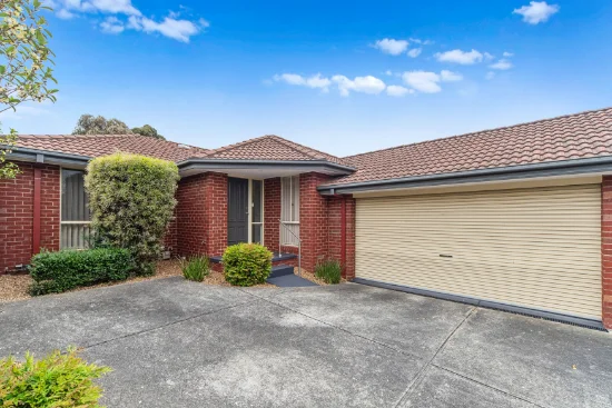 3/4 Hill Street, Frankston, Vic 3199 - For Rent