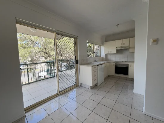 3/42 Riding Road, Hawthorne, Qld 4171-Image