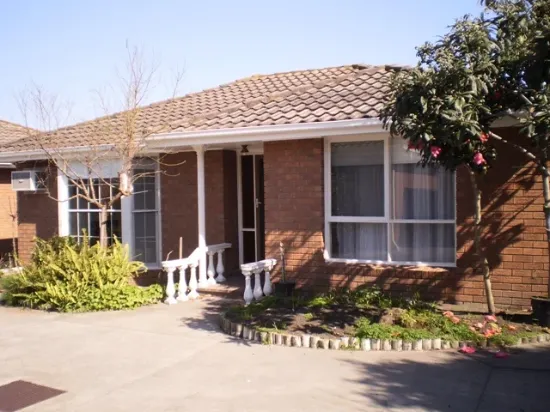 3/43 Barrington Street, Bentleigh East, Vic 3165
