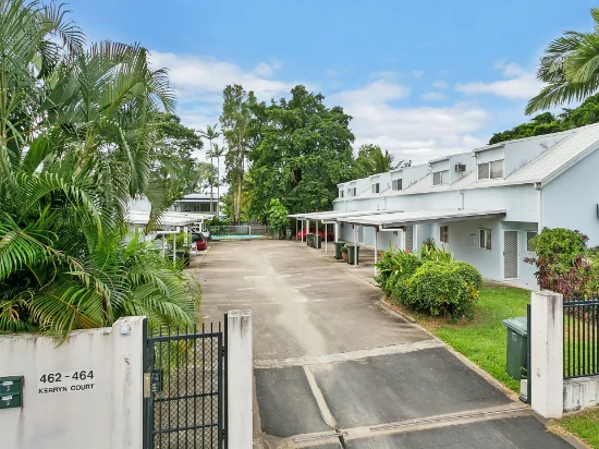 3/462-464 McCoombe Street, Mooroobool, Qld 4870