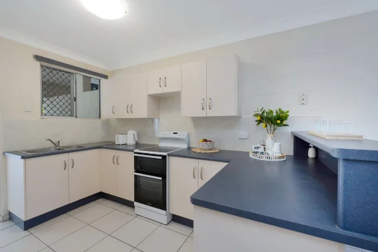 3/6 Crauford St, West End, Qld 4810