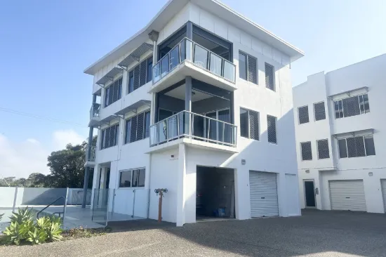 3/6 McDougall Street, Bargara, Qld 4670