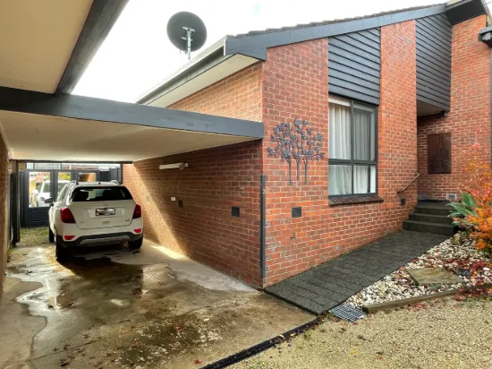 3/8-10 Lovick Avenue, Mansfield, Vic 3722
