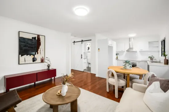 3/8 Cambridge Street, Carina Heights, Qld 4152