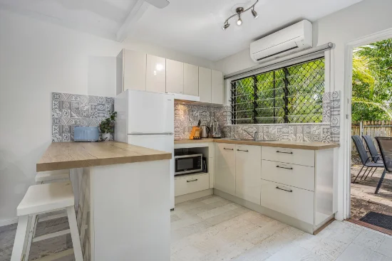 3/9-11 Amphora Street, Palm Cove QLD 4879-Image