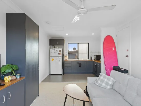 3/9 Dandar Steet, Southport, Qld 4215