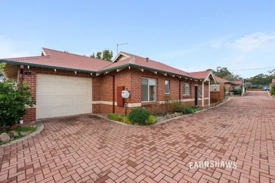3/9 Railway Road, Kalamunda, WA 6076