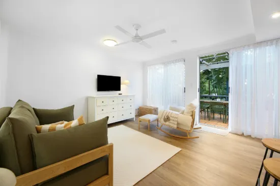 3/98-100 Petrel Avenue, Mermaid Beach, Qld 4218