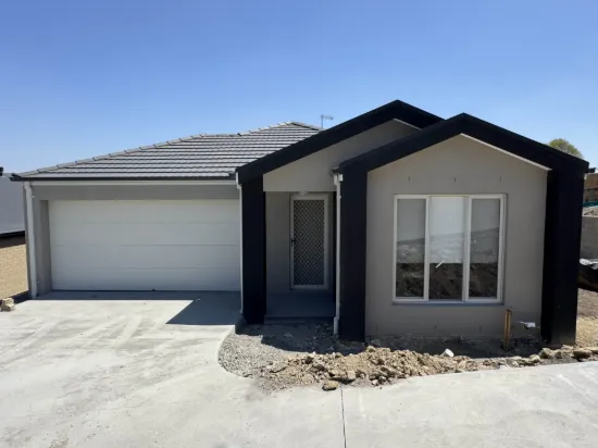 3 King Place, Bunyip, Vic 3815