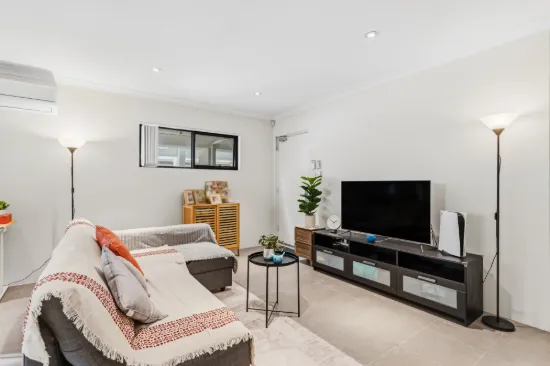 30/11 Rowlands Street, Kewdale, WA 6105
