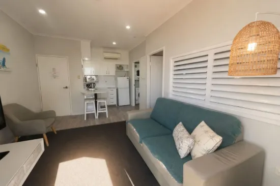 30/136-138 Alexandra Parade, Alexandra Headland, Qld 4572-Image