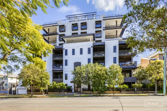 301/133 Clarence Rd, Indooroopilly, Qld 4068