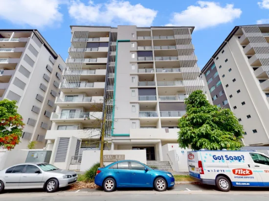 301/15 Playfield Street, Chermside, Qld 4032