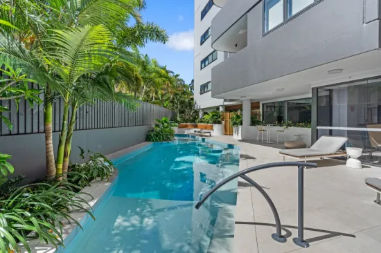 301/2 Mawarra Street, Palm Beach, Qld 4221-Image