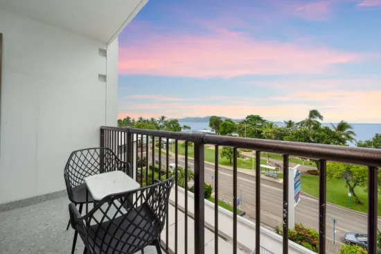 301/75-77 The Strand, North Ward, Qld 4810