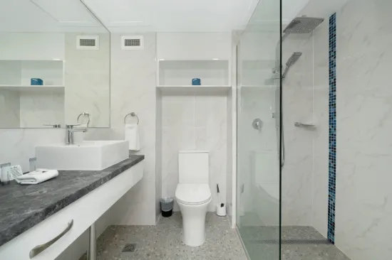 301/75-77 The Strand, North Ward, Qld 4810-Image