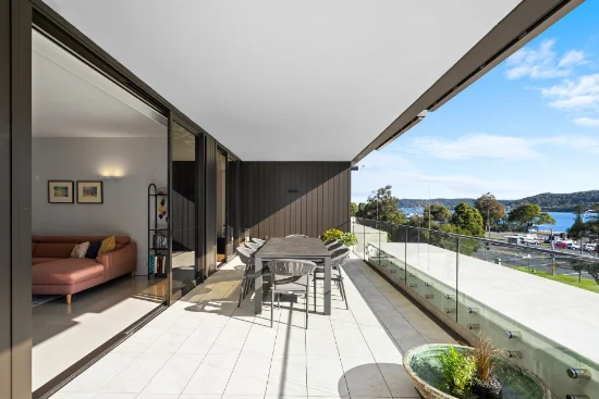 304/63 Masons Parade, Point Frederick, NSW 2250