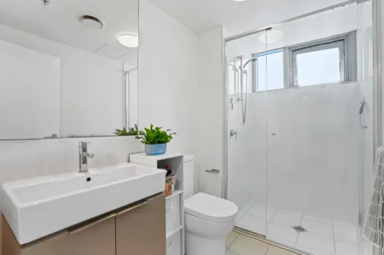 30406/2 Harbour Road, Hamilton, Qld 4007-Image